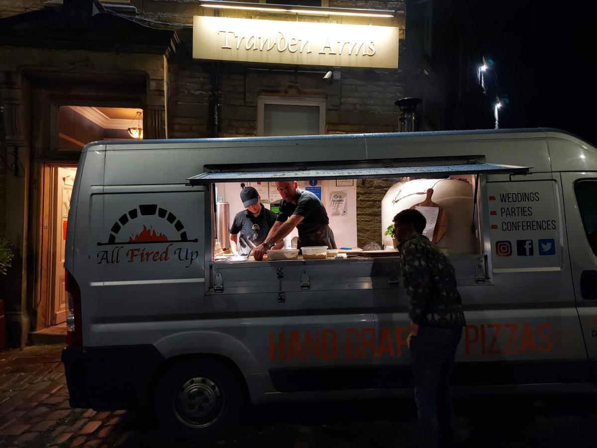 Trawden Arms Community Owned Pub Winewall Exterior foto